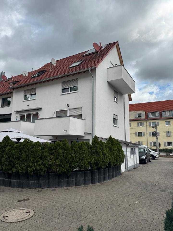 Reiheneckhaus in Zentraler Lage von Hedelfingen