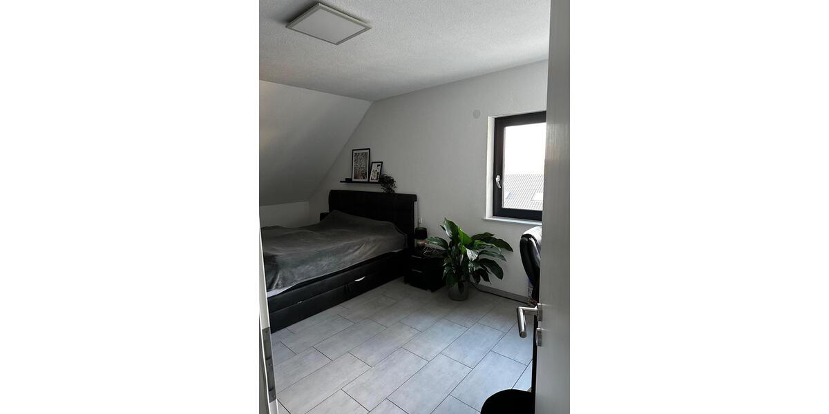 Dachgeschoßwohnung Kirchberg an der Murr - 3 Zimmer, 90 m&sup2;, 1.300&euro; | Angebot:26399994