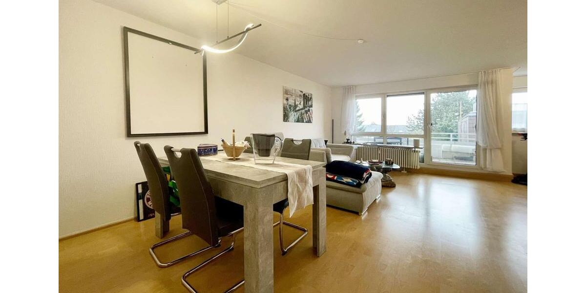 Großzügige 3,5-Zimmer-Wohnung in ruhiger Lage von Stuttgart-Heumaden 3.5 zimmer