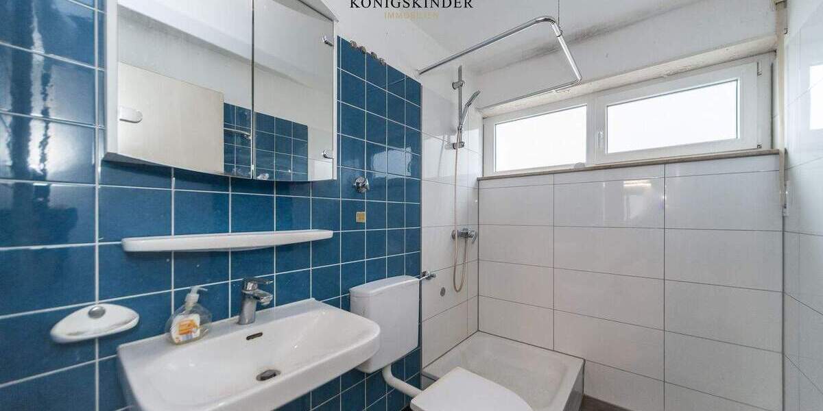 Mehrfamilienhaus, Wohnhaus Stuttgart Vaihingen Dürrlewang - 6 Zimmer, 149 m&sup2;, 650.000&euro; | Angebot:25680007