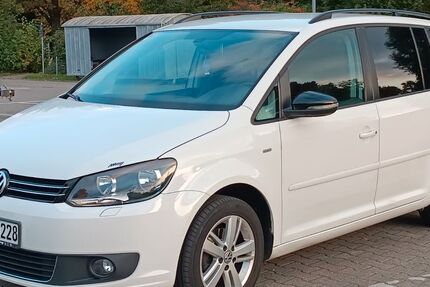 VW Touran 157.825 km 7.400 &euro; Filderstadt 70794