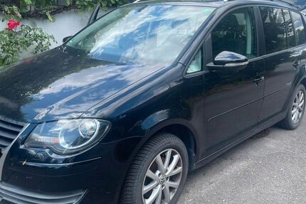 VW Touran 215.248 km 1.200 &euro; Ammerbuch 72119