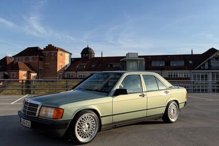 Mercedes-Benz 190 92.000 km 13.900 &euro; Schorndorf 73614