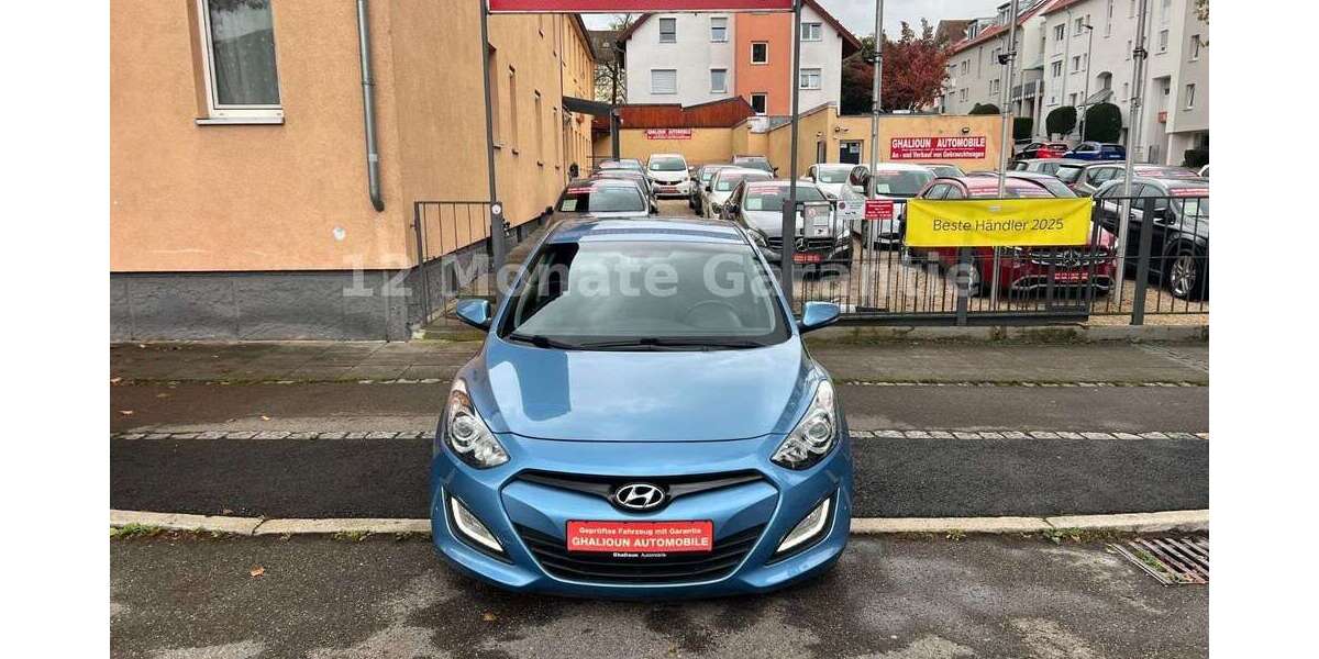 Hyundai i30 90.284 km 11.999 &euro; Stuttgart 70435