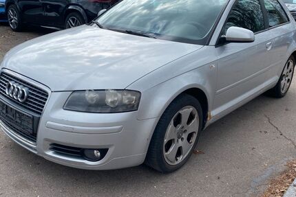 Audi A3 303.000 km 800 &euro; Sindelfingen 71065