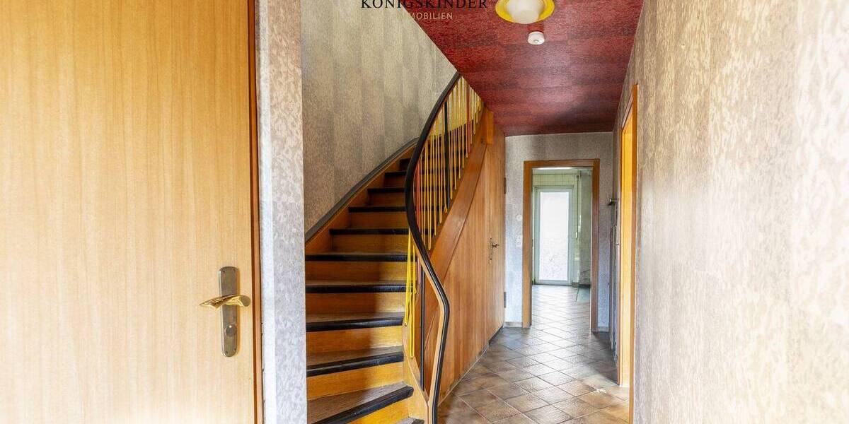 Reihenmittelhaus Stuttgart Zazenhausen - 6 Zimmer, 150 m&sup2;, 499.000&euro; | Angebot:25984386