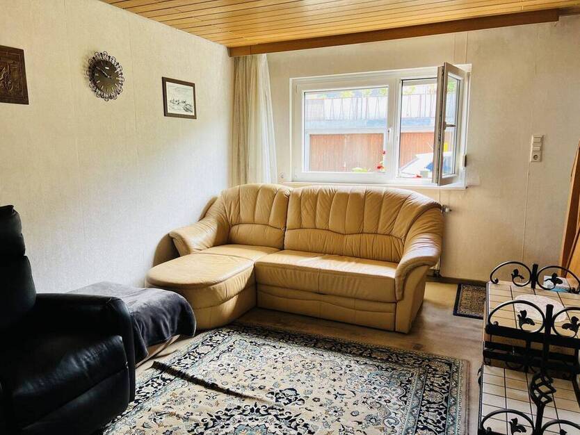 Traumhaus mit großem GartenWintergartenTerrasse und Garage in ruhiger Lage