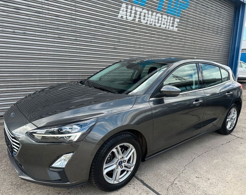 Ford Focus 85.860 km 15.400 € Sindelfingen 71065