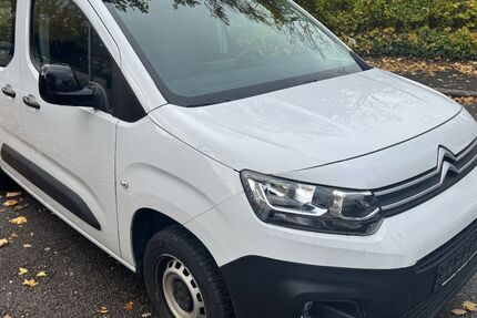 Citroen Berlingo 46.785 km 13.999 € Reutlingen 72766