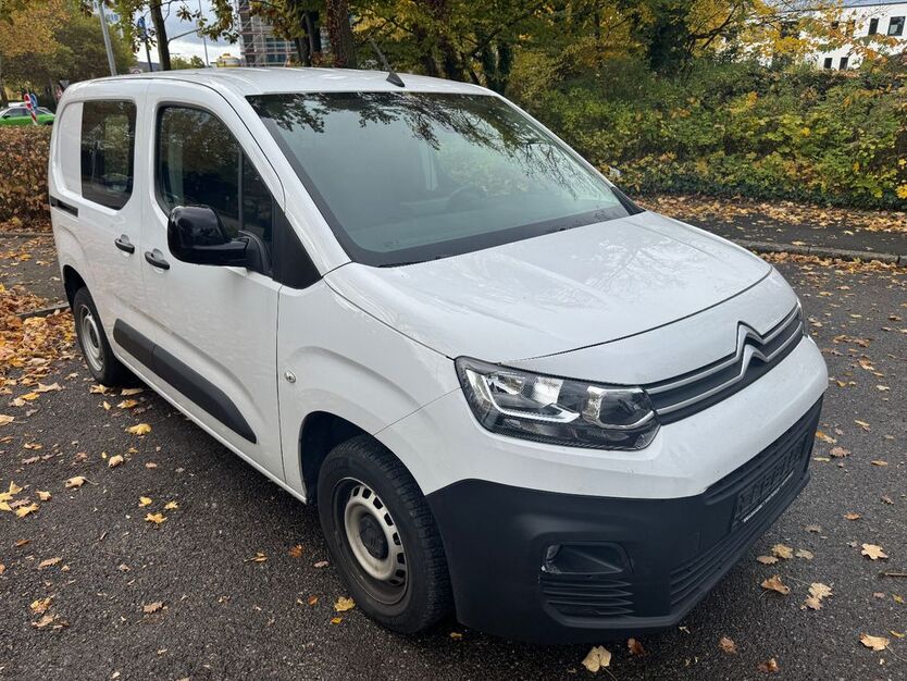 Citroen Berlingo 46.785 km 13.999 € Reutlingen 72766