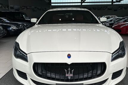 Maserati Quattroporte 77.000 km 41.549 &euro; Steinheim an der Murr 71711