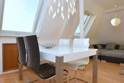 Wohnung Stuttgart Stuttgart-West - 2 Zimmer, 65 m&sup2;, 275.000&euro; | Angebot:26392727
