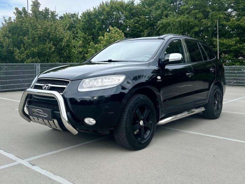Hyundai SANTA FE 151.000 km 6.190 € Stuttgart 70469