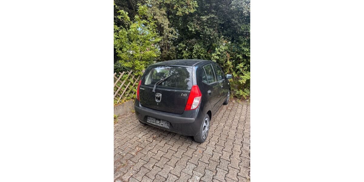 Hyundai i10 114.000 km 1.990 &euro; Filderstadt 70794