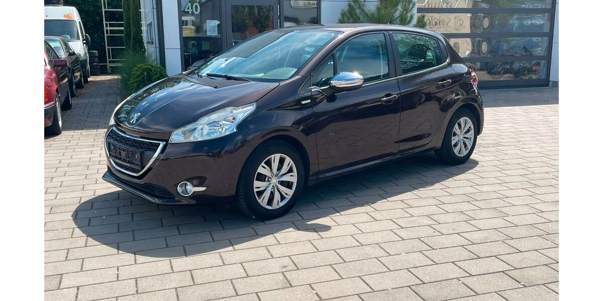 Peugeot 208 130.000 km 2.500 &euro; Urbach (30km östlich von Stuttgart) 73660