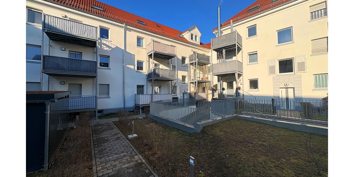 Raum zum Leben: Große 3,5-Zimmer-Wohnung im beliebten Bethlehem-Carré - 3.5 Esslingen am Neckar / Mettingen Mettingen | Angebot:24979600
