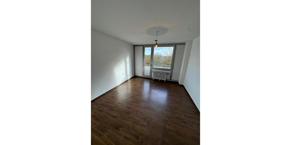Etagenwohnung Stuttgart Birkach - 3.5 Zimmer, 80 m&sup2;, 1.400&euro; | Angebot:26563743