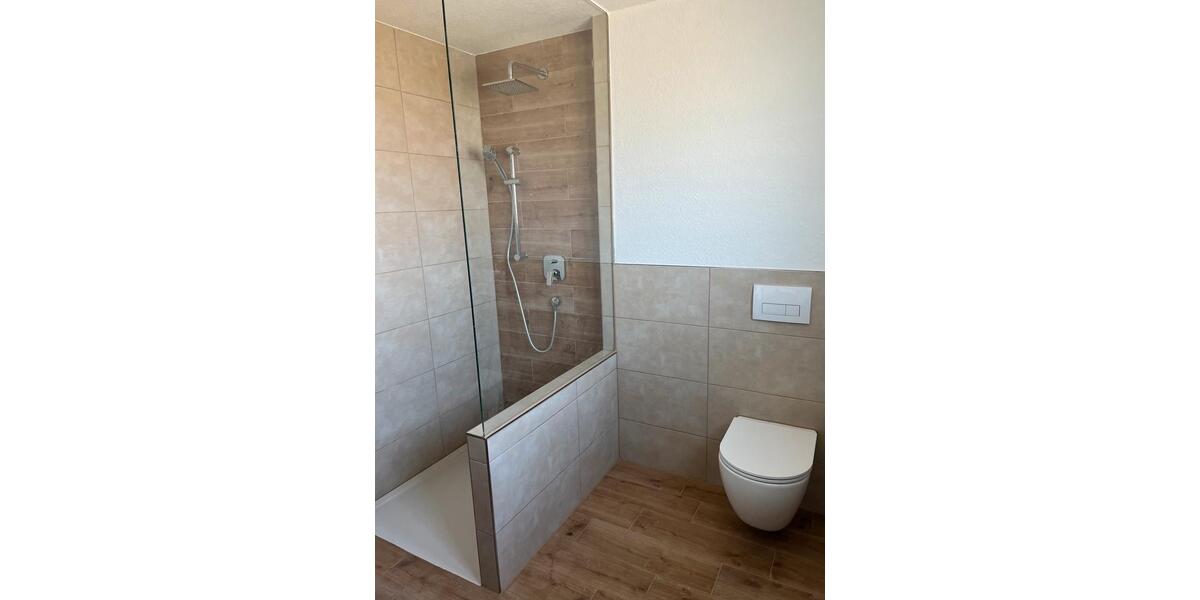 Doppelhaushälfte Oberstenfeld - 8 Zimmer, 156 m&sup2;, 1.800&euro; | Angebot:26354040