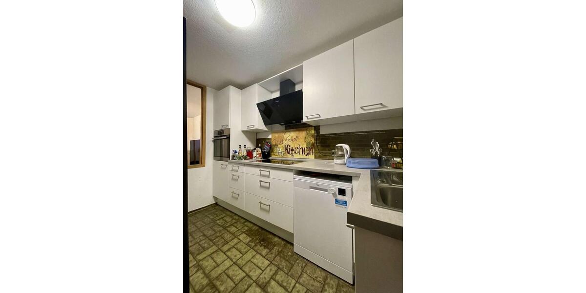 Großzügige 3,5-Zimmer-Wohnung in ruhiger Lage von Stuttgart-Heumaden 3.5 zimmer