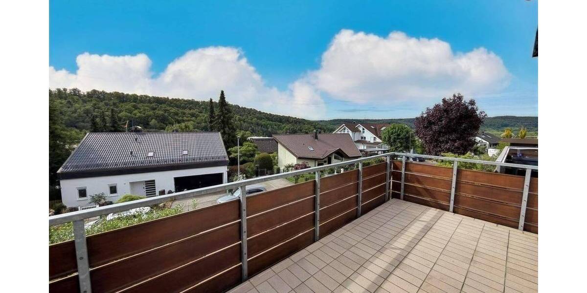 Etagenwohnung Leonberg Ramtel - 4 Zimmer, 98 m&sup2;, 357.000&euro; | Angebot:26488750
