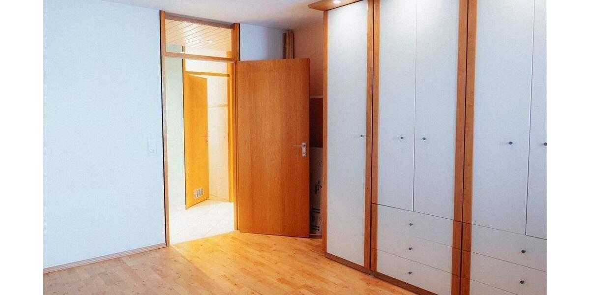 Etagenwohnung Sindelfingen Maichingen - 3 Zimmer, 99 m&sup2;, 299.000&euro; | Angebot:25678562