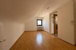 Dachgeschoßwohnung Waldenbuch - 2 Zimmer, 54 m&sup2;, 700&euro; | Angebot:26587026