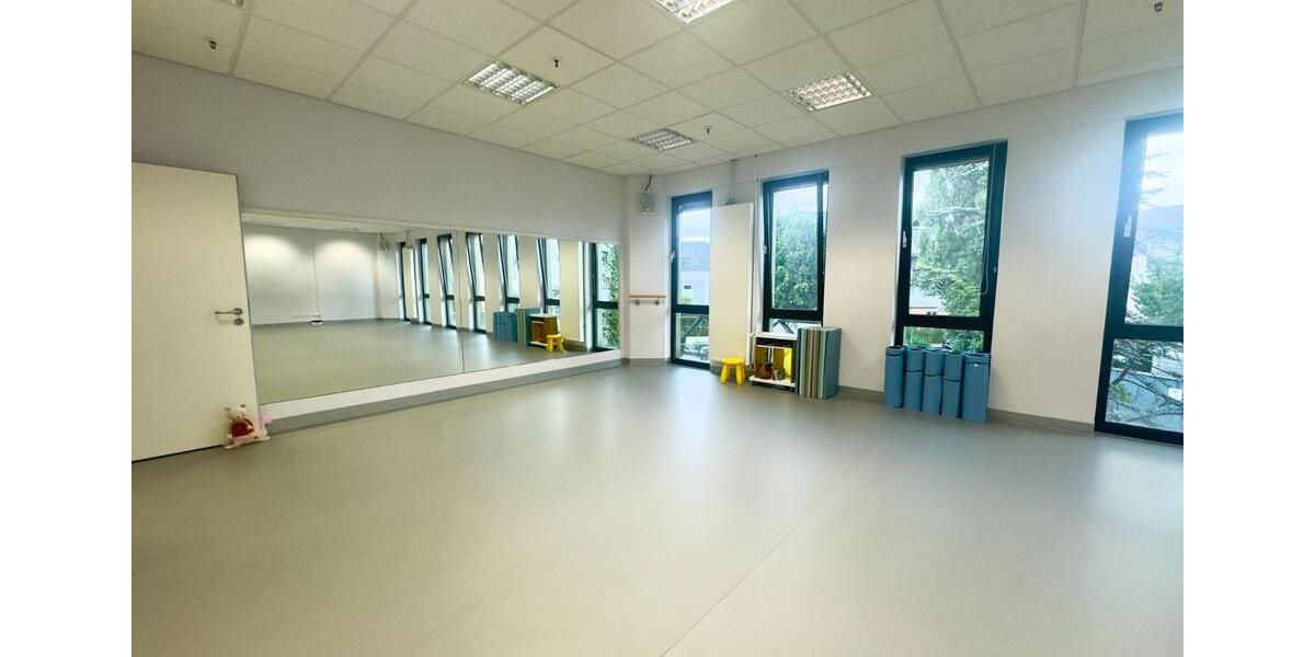 Gewerbeobjekt Esslingen am Neckar Oberesslingen - 12&euro; | Angebot:23707499