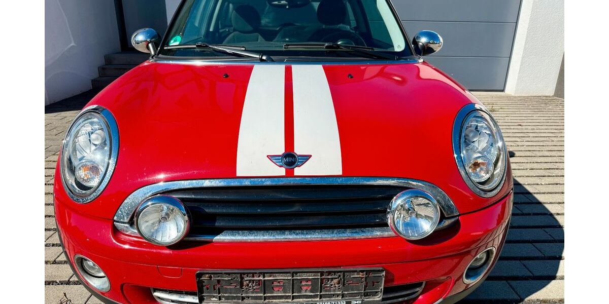 Mini ONE 111.245 km 3.799 &euro; Berglen 73663