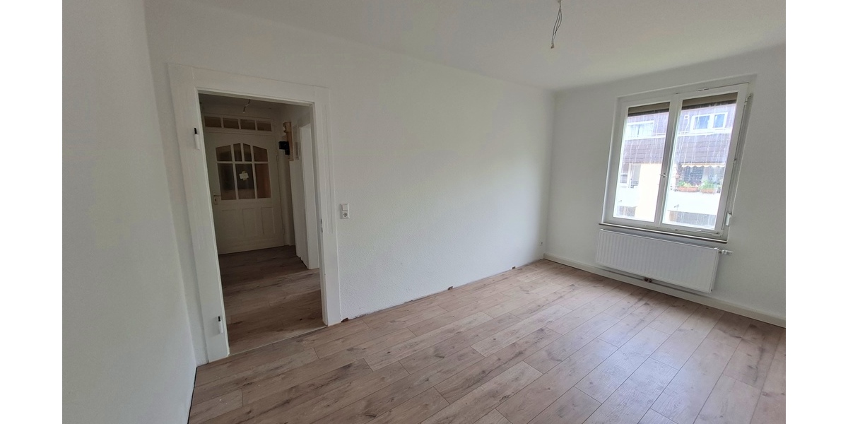 Solides 6-FH in S-Bad Cannstatt: Ruhige Top-Lage nahe Zentrum. Gepflegte Anlage ohne Überraschung! - Mehrfamilienhaus, Wohnhaus Stuttgart / Bad Cannstatt Bad Cannstatt (Stadtbezirk) | Angebot:27313305