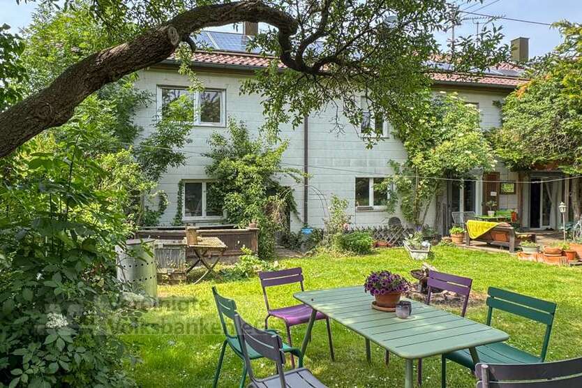 Haus zum Kaufen in Holzgerlingen 795.000 € 237.19 m²