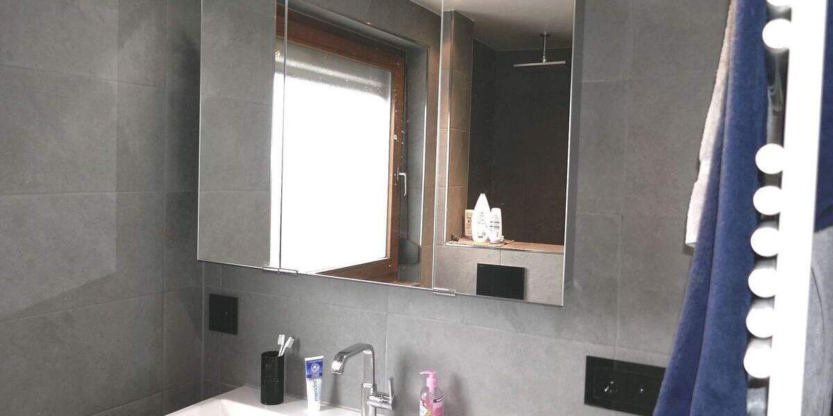 Reihenmittelhaus Stuttgart Bergheim - 5 Zimmer, 120 m&sup2;, 429.000&euro; | Angebot:25708292