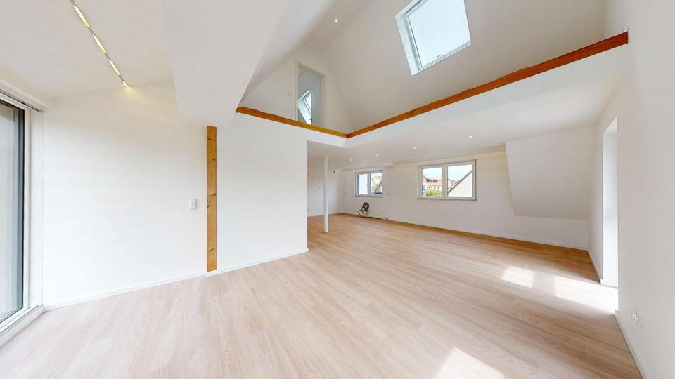 Dachgeschoßwohnung Kernen im Remstal - 4.5 Zimmer, 100 m&sup2;, 1.980&euro; | Angebot:26611006