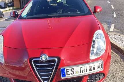 Alfa Romeo Giulietta 173.000 km 3.600 &euro; Esslingen am Neckar, Stadt 73730