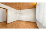 Einfamilienhaus Metzingen Neuhausen - 7 Zimmer, 112 m&sup2;, 496.000&euro; | Angebot:25879096