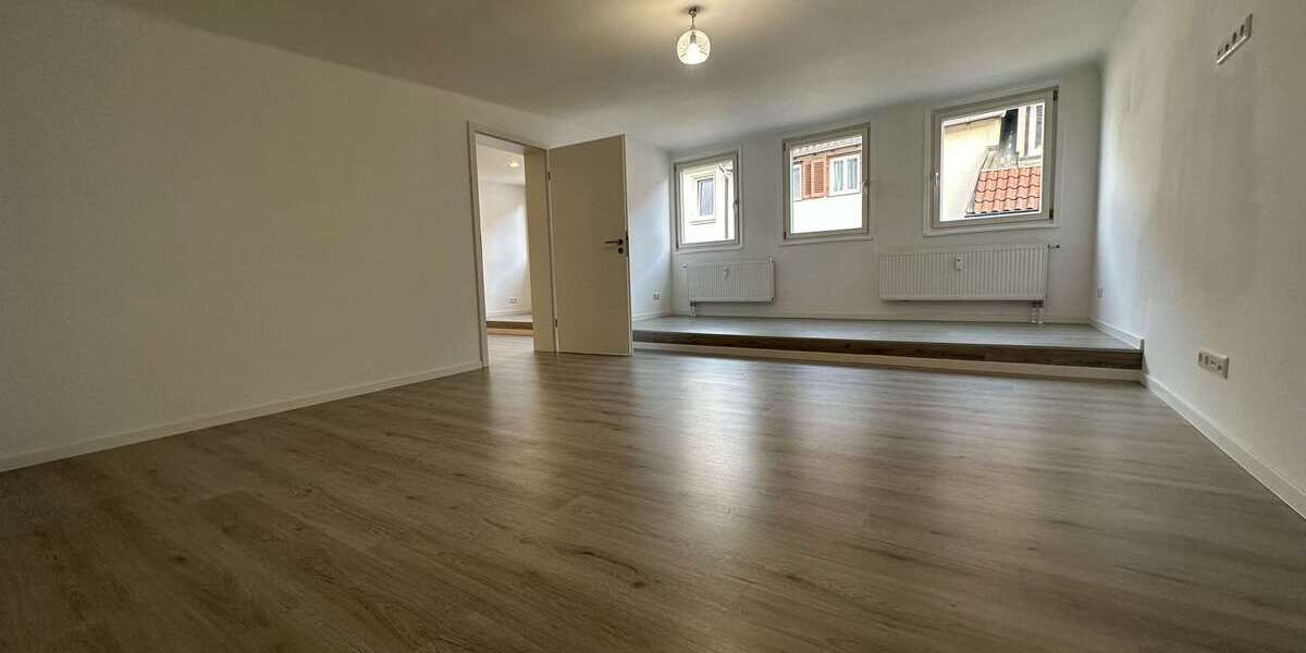 Etagenwohnung Esslingen - 3 Zimmer, 76 m&sup2;, 940&euro; | Angebot:27141957