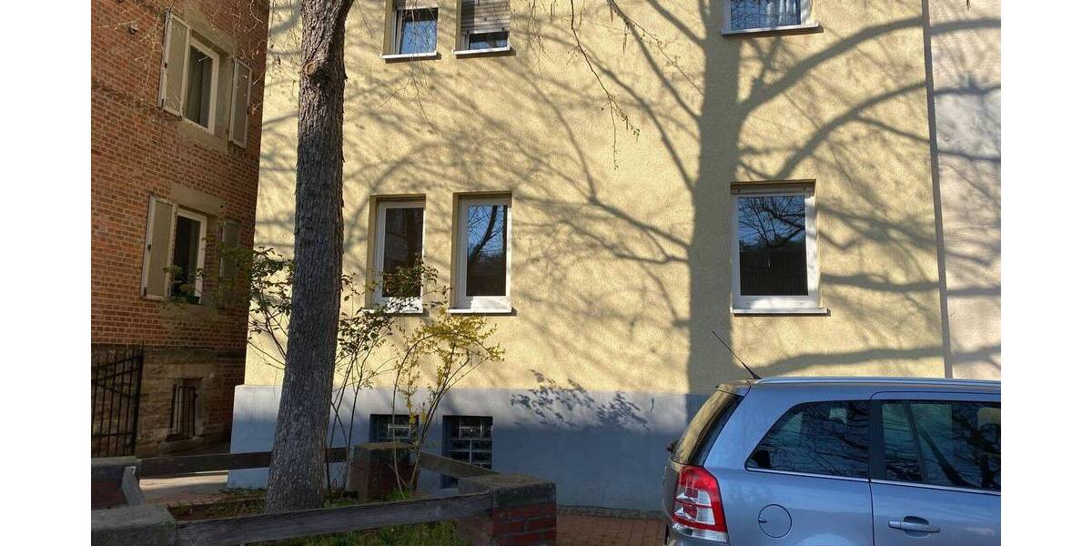 Etagenwohnung Esslingen am Neckar Pliensauvorstadt - 3 Zimmer, 64 m&sup2;, 220.000&euro; | Angebot:26092442