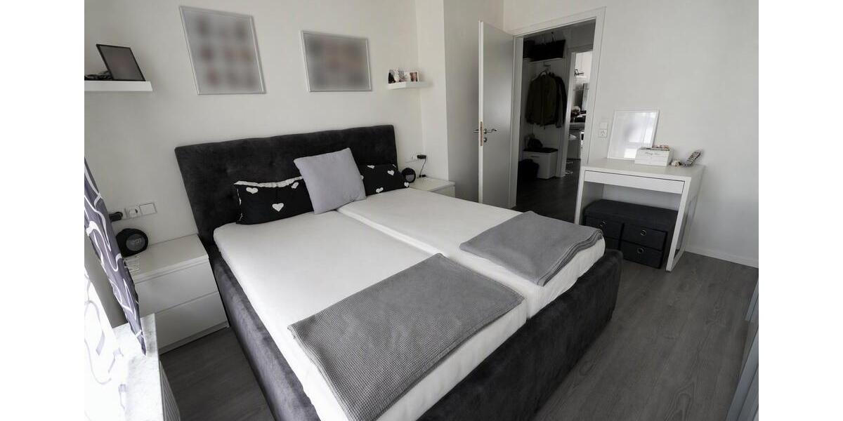 Hochparterre Stuttgart Neuwirtshaus - 2.5 Zimmer, 55 m&sup2;, 320.000&euro; | Angebot:27207943