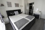 Hochparterre Stuttgart Neuwirtshaus - 2.5 Zimmer, 55 m&sup2;, 320.000&euro; | Angebot:27207943