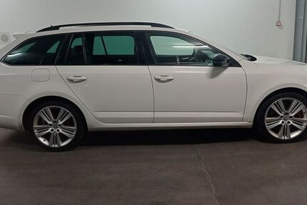 Skoda Octavia 225.000 km 8.800 &euro; Esslingen am Neckar 73733