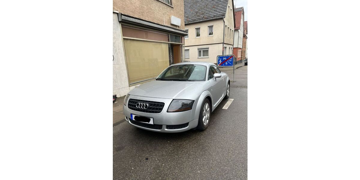 Audi TT 116.000 km 4.900 € Stuttgart 70435