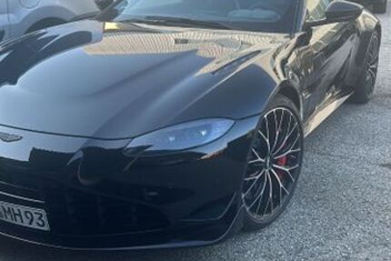 Aston Martin V8 Vantage 13.000 km 138.900 € Dettingen 73265