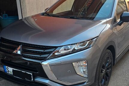 Mitsubishi Eclipse Cross 83.411 km 18.200 &euro; Stuttgart 70376