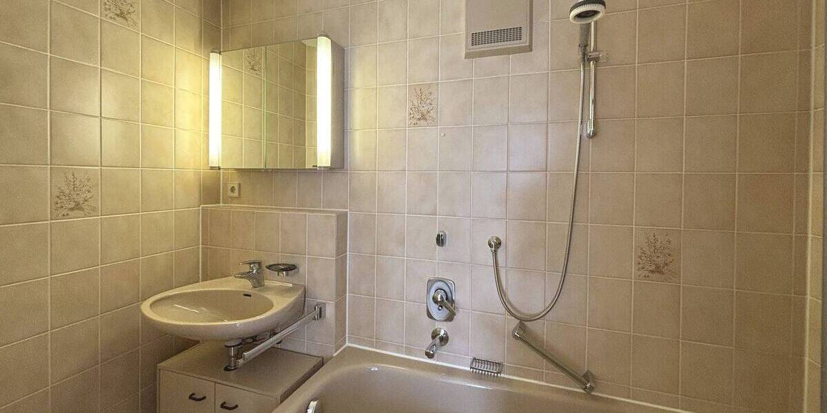 Etagenwohnung Stuttgart Zuffenhausen - 2 Zimmer, 57 m&sup2;, 229.000&euro; | Angebot:26154549