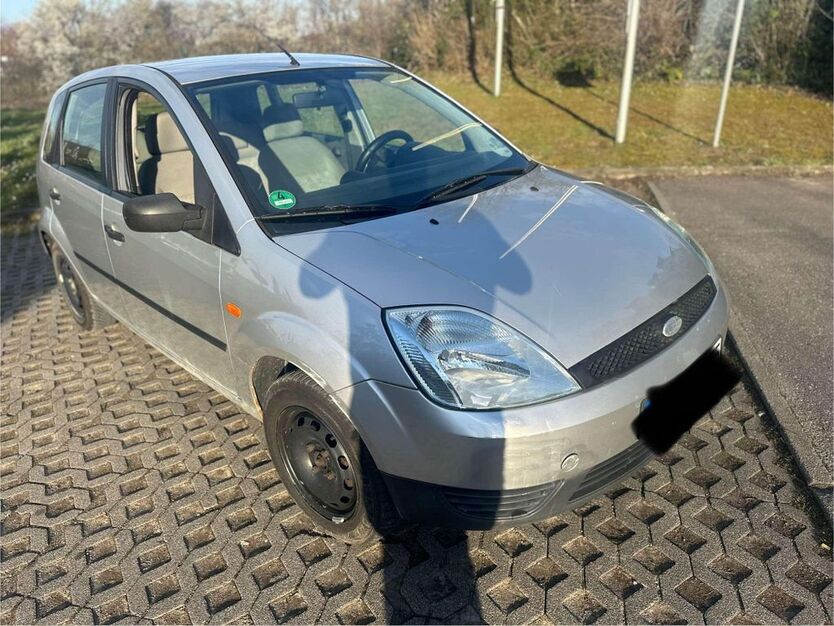 Ford Fiesta 175.000 km 1.899 € Murr 71711