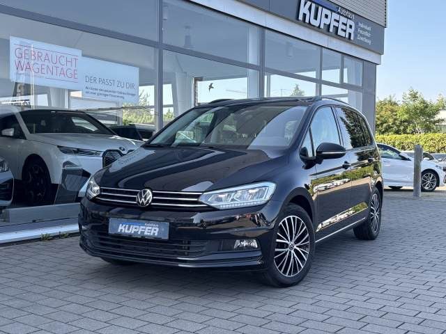VW Touran 21.990 km 31.400 € Vaihingen / Enz 71665