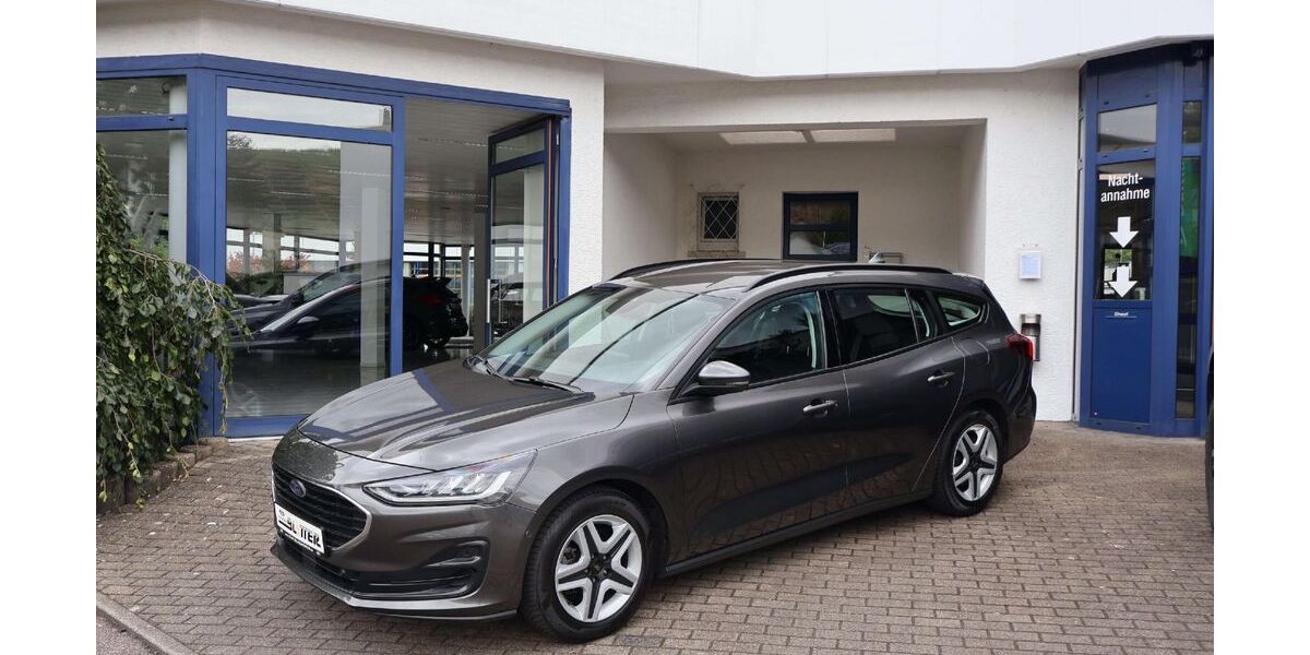 Ford Focus 62.700 km 18.250 € Besigheim 74354