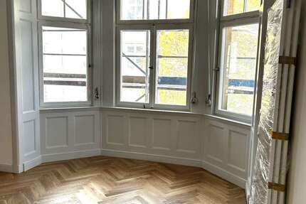 Wohnung zum Mieten in Stuttgart 2.200 € 105.4 m² 4 zimmer