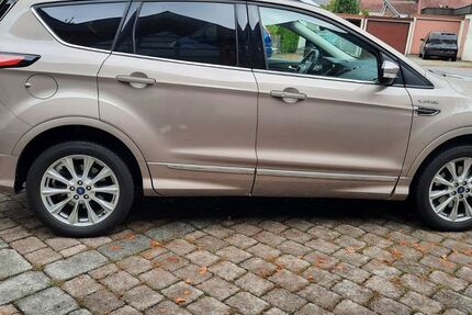 Ford Kuga 43.000 km 22.200 &euro; Allmersbach im Tal 71573