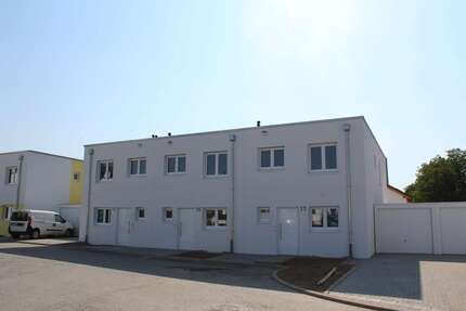 Haus Gemmrigheim - 5 Zimmer, 131 m&sup2;, 1.430&euro; | Angebot:25228344