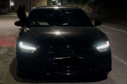 Audi A8 98.000 km 53.999 € Wolfschlugen 72649